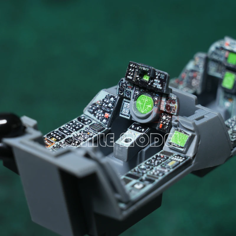 Lanbo 3D สีห้องนักบินเครื่องดน - Model Kit Academy บทวิจารณ์และราคา